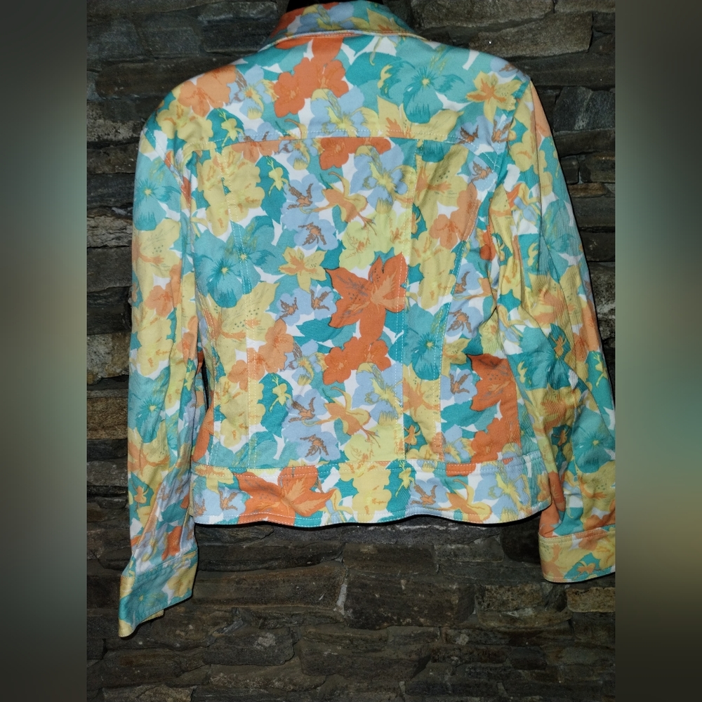 Nicole Miller, like new floral 97% cotton jacket, size 12 - Picture 2 of 7
